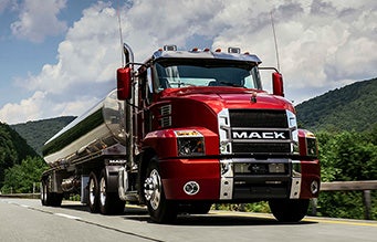 Rouge couleur Mack camions Anthem DayCab